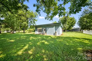 37631 Saw Mill Rd, New London, NC 28127 - Photo 37