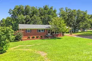 37631 Saw Mill Rd, New London, NC 28127 - Photo 5