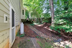 6 Oak Springs Dr, Arden, NC 28704 - Photo 31