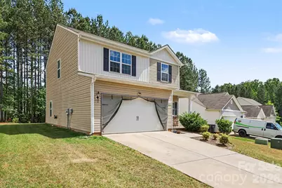 6414 Jerimoth Drive, Charlotte, NC 28215 - Photo 7