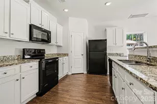 6414 Jerimoth Dr, Charlotte, NC 28215 - Photo 11