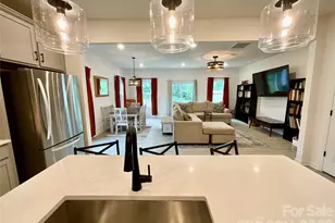 11009 Pagebrook Ln, Charlotte, NC 28214 - Photo 5