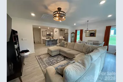 11009 Pagebrook Lane, Charlotte, NC 28214 - Photo 7