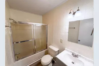 310 W Indiana Avenue, Bessemer City, NC 28016 - Photo 11