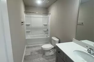 2128 Clapham Ct, Charlotte, NC 28215 - Photo 15