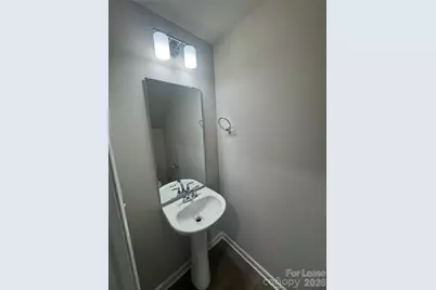 2128 Clapham Court, Charlotte, NC 28215 - Photo 13