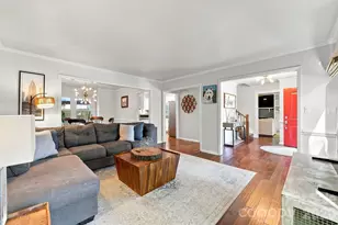 9209 Deer Spring Ln, Charlotte, NC 28210 - Photo 7