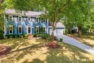 9209 Deer Spring Lane, Charlotte, NC 28210 - Photo 3