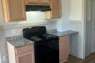 715 Hunt St, Statesville, NC 28677 - Photo 5