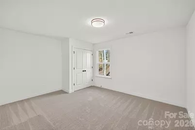 9000 Pinenoll Lane, Charlotte, NC 28215 - Photo 25