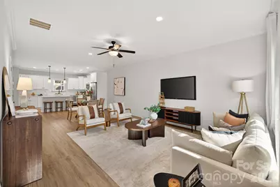 9000 Pinenoll Lane, Charlotte, NC 28215 - Photo 3