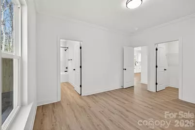 9000 Pinenoll Lane, Charlotte, NC 28215 - Photo 13