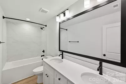 9000 Pinenoll Lane, Charlotte, NC 28215 - Photo 29