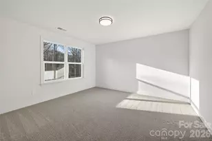 9000 Pinenoll Ln, Charlotte, NC 28215 - Photo 27