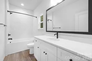 5041 San Francisco Cir, Charlotte, NC 28216 - Photo 27