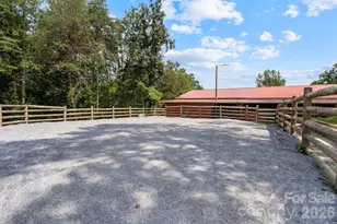 29 Pleasant Hill Rd, Marion, NC 28752 - Photo 31