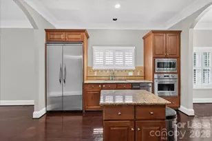 306 Hillside Ave, Charlotte, NC 28209 - Photo 9