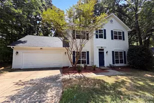 1604 Rocky Glen Ln, Charlotte, NC 28214 - Photo 1