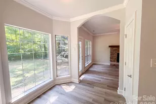 1604 Rocky Glen Ln, Charlotte, NC 28214 - Photo 15