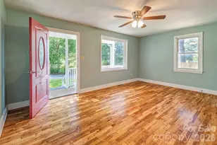 4 La Rue St, Asheville, NC 28806 - Photo 3