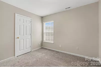 10035 Barrands Lane, Charlotte, NC 28278 - Photo 17