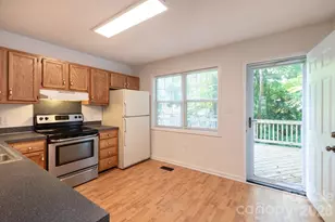 820 SE Clearview Ct SE, Concord, NC 28025 - Photo 7