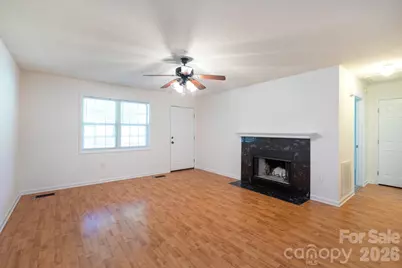820 SE Clearview Court SE, Concord, NC 28025 - Photo 5
