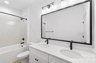 9006 Pinenoll Ln, Charlotte, NC 28215 - Photo 33