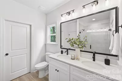 9006 Pinenoll Lane, Charlotte, NC 28215 - Photo 23
