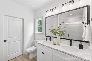 9006 Pinenoll Ln, Charlotte, NC 28215 - Photo 23