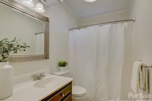 13736 Strathaven Dr, Matthews, NC 28105 - Photo 27