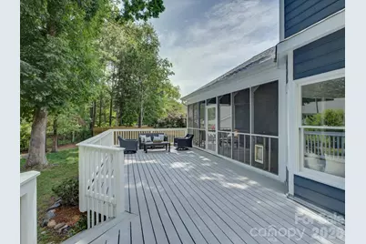 13736 Strathaven Drive, Matthews, NC 28105 - Photo 33