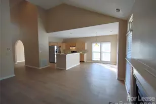 1111 Land Grant Rd, Charlotte, NC 28217 - Photo 9