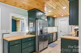 241 E Deep Creek Rd, Bryson City, NC 28713 - Photo 27