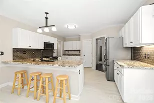 7903 Long Nook Ln, Charlotte, NC 28277 - Photo 11