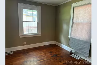 610 E 4th Avenue, Gastonia, NC 28054 - Photo 5