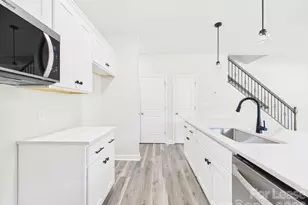 810/812 E Lincoln St, Lincolnton, NC 28092 - Photo 3