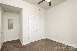 701 Royal Ct, Charlotte, NC 28202 - Photo 15