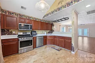 9609 Jack Russell Ct, Charlotte, NC 28269 - Photo 13