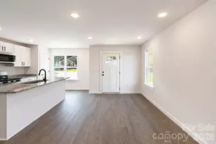 415-417 F Ave SE, Hickory, NC 28602 - Photo 7