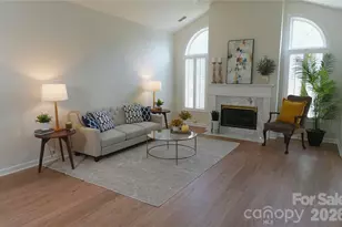 9920 Park Willow Dr, Charlotte, NC 28210 - Photo 7