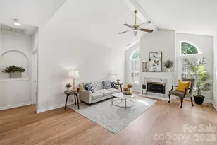 9920 Park Willow Dr, Charlotte, NC 28210 - Photo 3