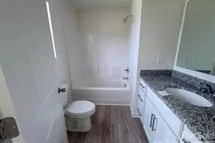 211 E 8th Ave, Gastonia, NC 28054 - Photo 5