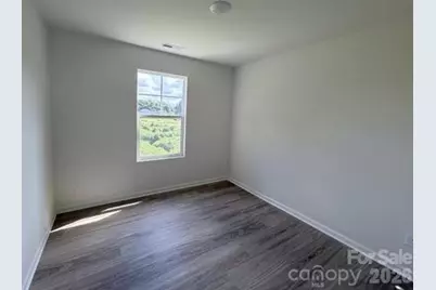 211 E 8th Avenue, Gastonia, NC 28054 - Photo 7