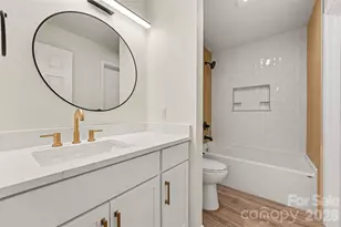 8027 Cedar Glen Dr, Charlotte, NC 28212 - Photo 13