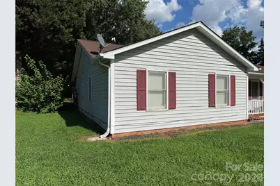 5124 Poplar Springs Drive, Charlotte, NC 28269 - Photo 3