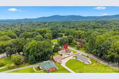 512 Garrou Avenue SE, Valdese, NC 28690 - Photo 47