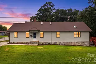 512 Garrou Ave SE, Valdese, NC 28690 - Photo 1