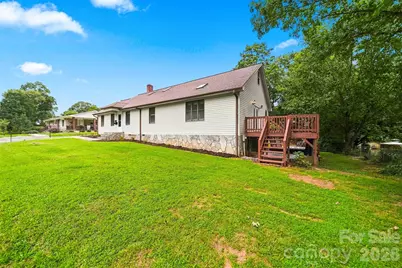 512 Garrou Avenue SE, Valdese, NC 28690 - Photo 43
