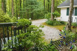 253 Royalwood Dr, Zirconia, NC 28790 - Photo 33